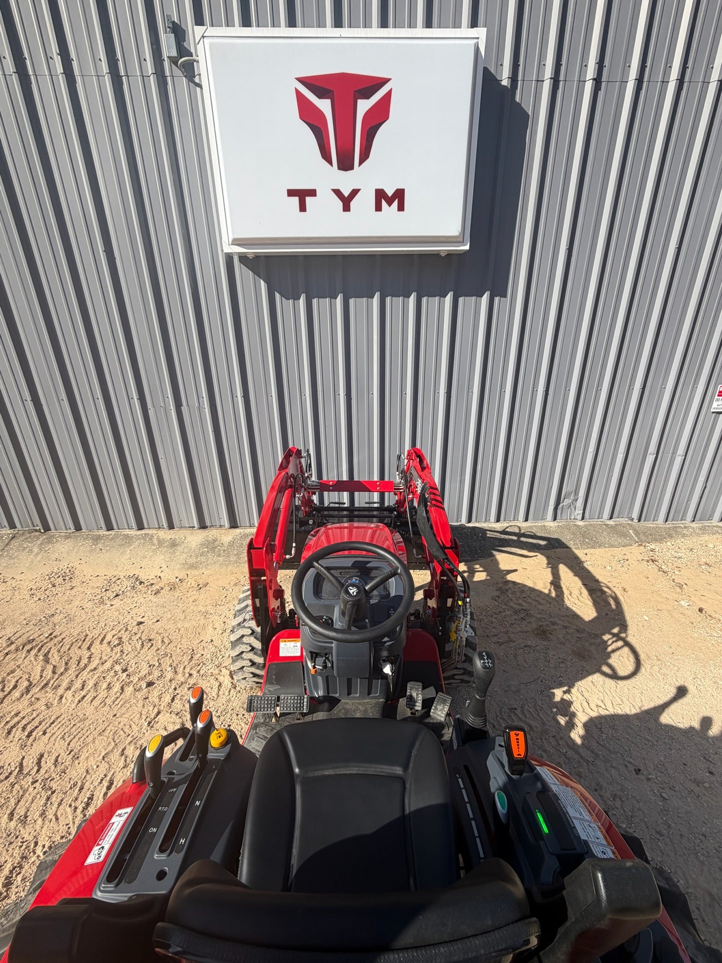 NEW 2026 TYM T25 TRACTOR (24.7 HP)