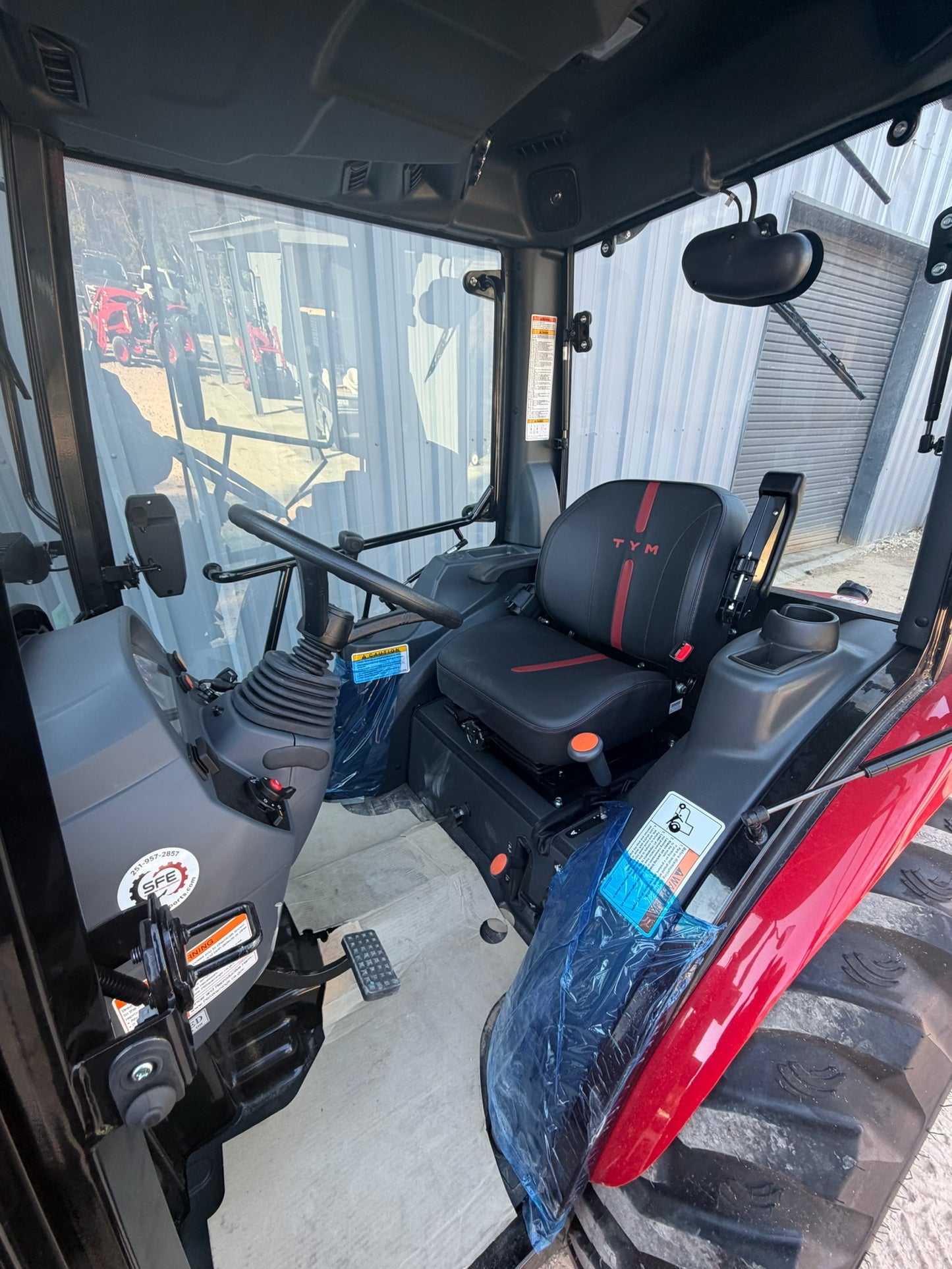 NEW 2026 TYM T3025 CAB AND AIR TRACTOR (24 HP)