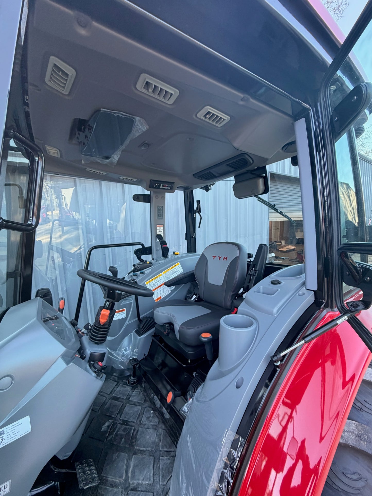 NEW 2026 TYM 4058PC CAB AND AIR TRACTOR (58 HP)