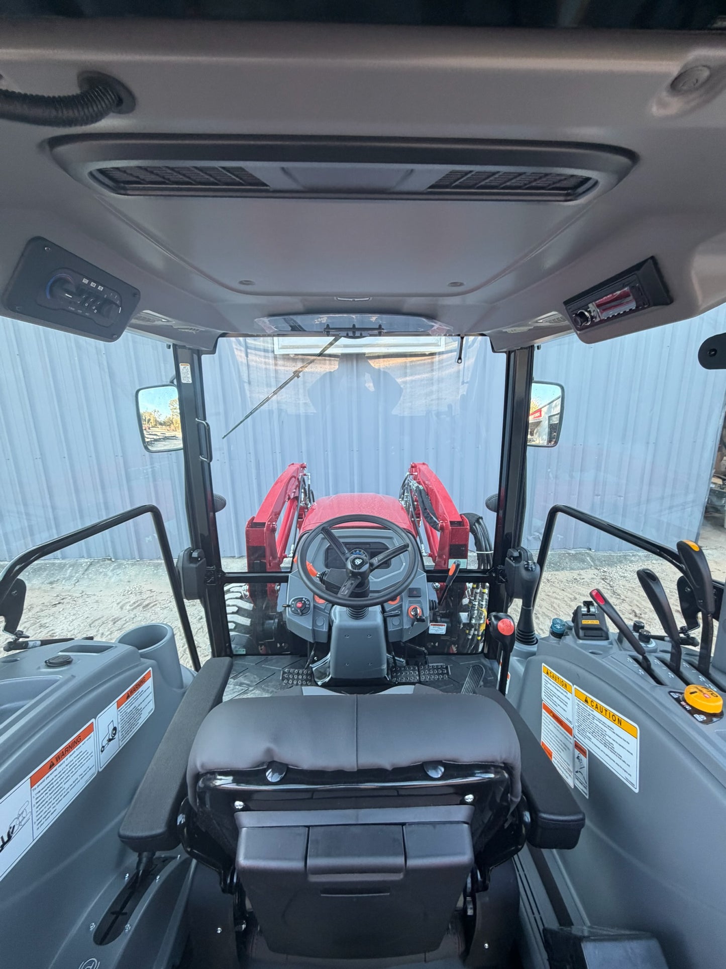 NEW 2026 TYM 4058PC CAB AND AIR TRACTOR (58 HP)