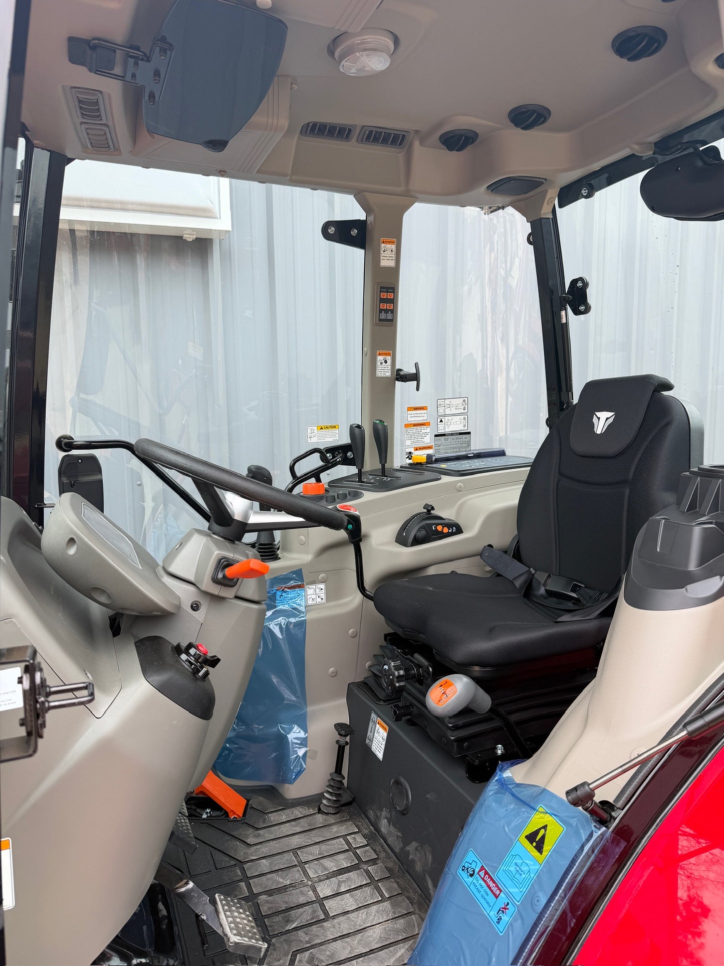 NEW 2026 TYM T5075 CAB AND AIR TRACTOR (74.3 HP)