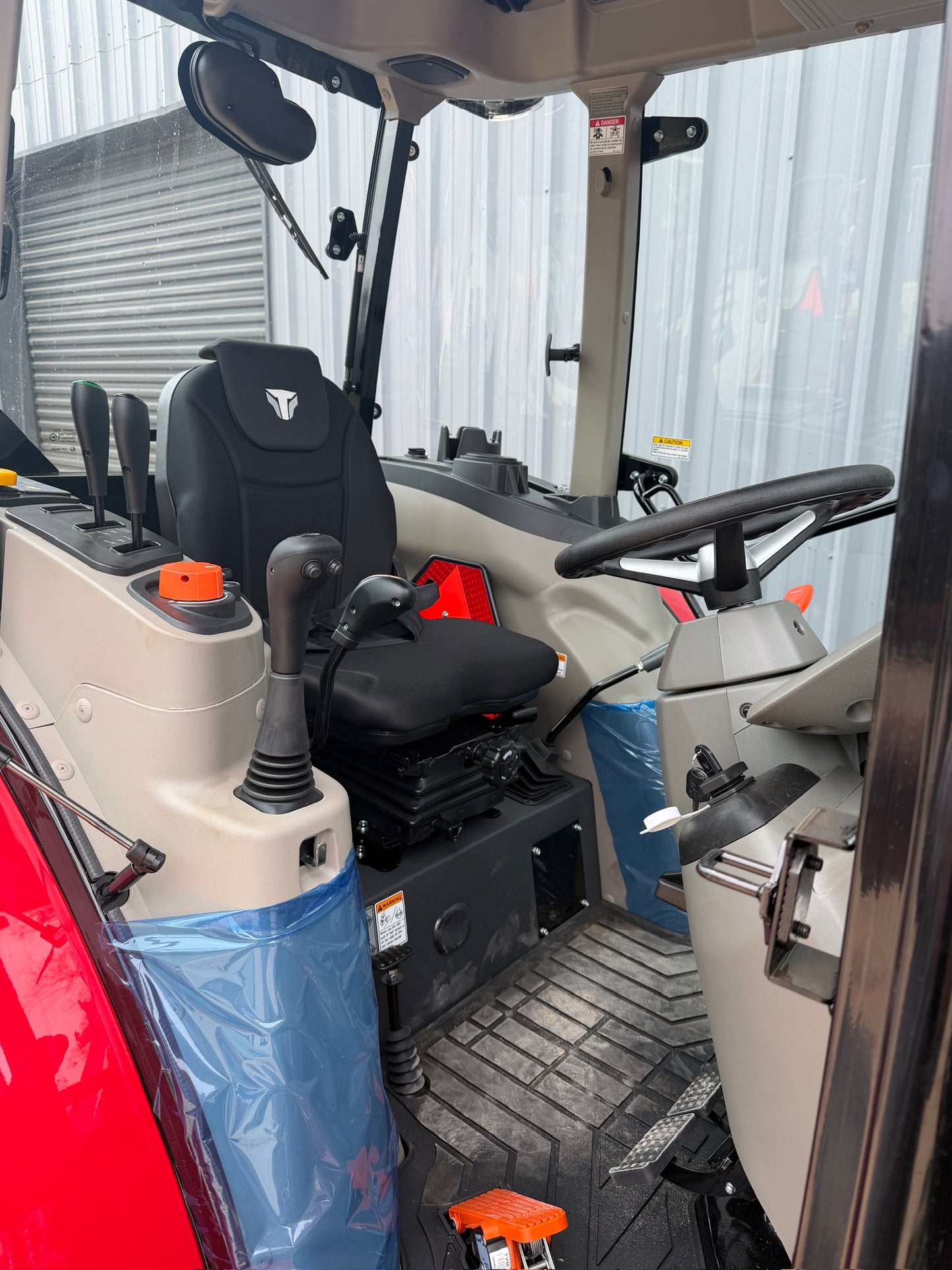 NEW 2026 TYM T5075 CAB AND AIR TRACTOR (74.3 HP)